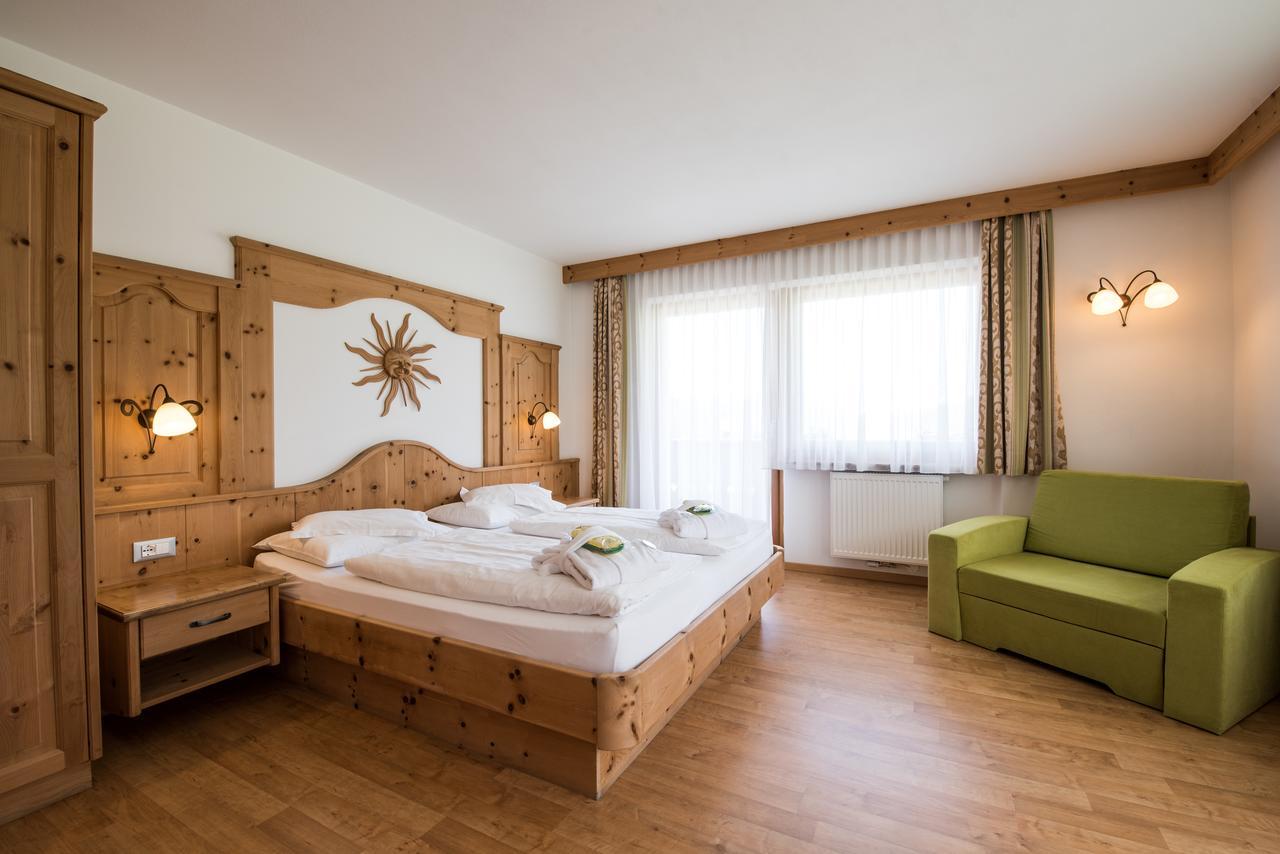 סלבה די ואל גרדנה Garni Hotel Bel Vert מראה חיצוני תמונה