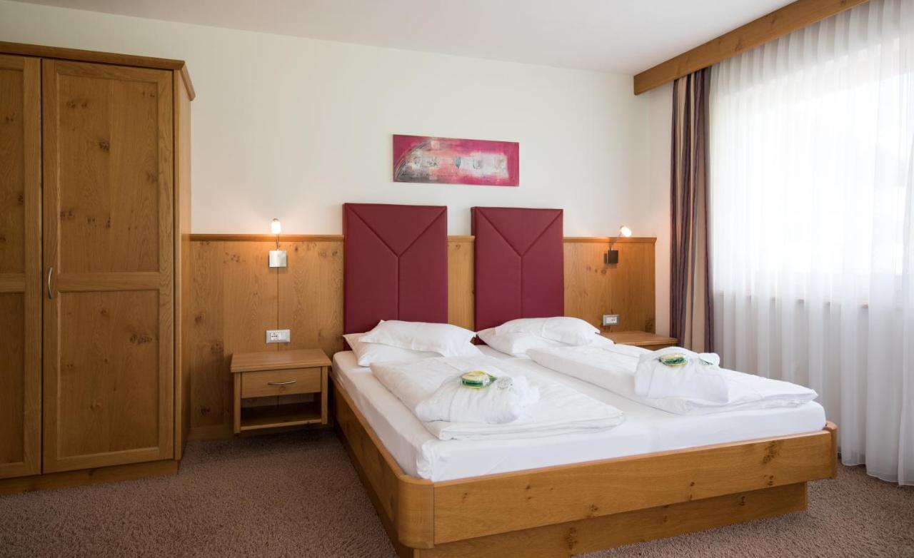 סלבה די ואל גרדנה Garni Hotel Bel Vert מראה חיצוני תמונה