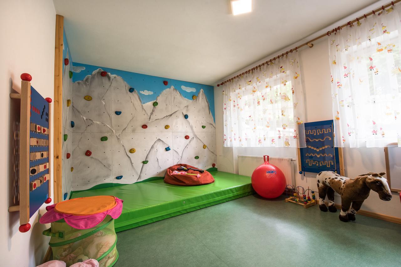 סלבה די ואל גרדנה Garni Hotel Bel Vert מראה חיצוני תמונה
